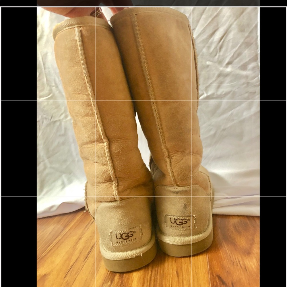 UGGS
